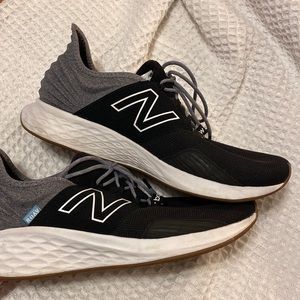 Mens New Balance Fresh Foam Rove Sneakers